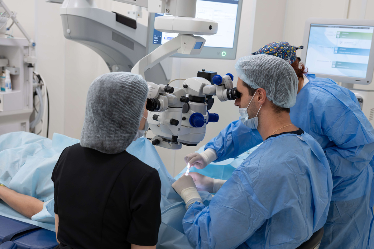 Витрэктомия