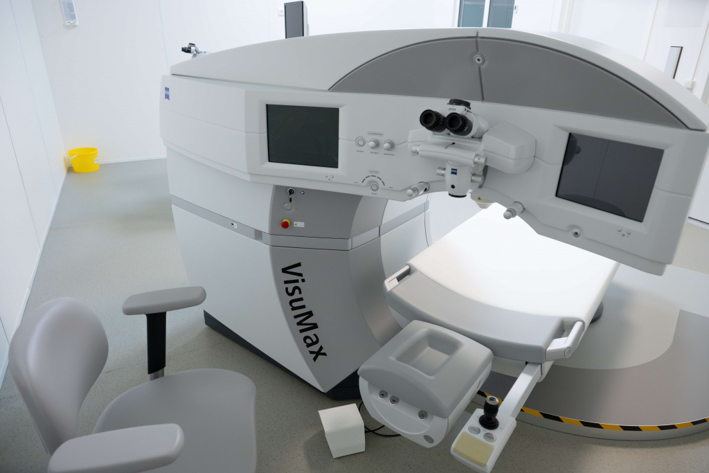 Фемтосекундный лазер ZEISS VisuMax Фемтосекундный лазер ZEISS VisuMax